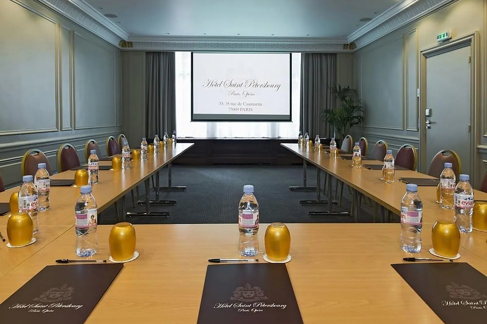 Lieux événementiels, HOTEL SAINT PÉTERSBOURG OPÉRA AND SPA