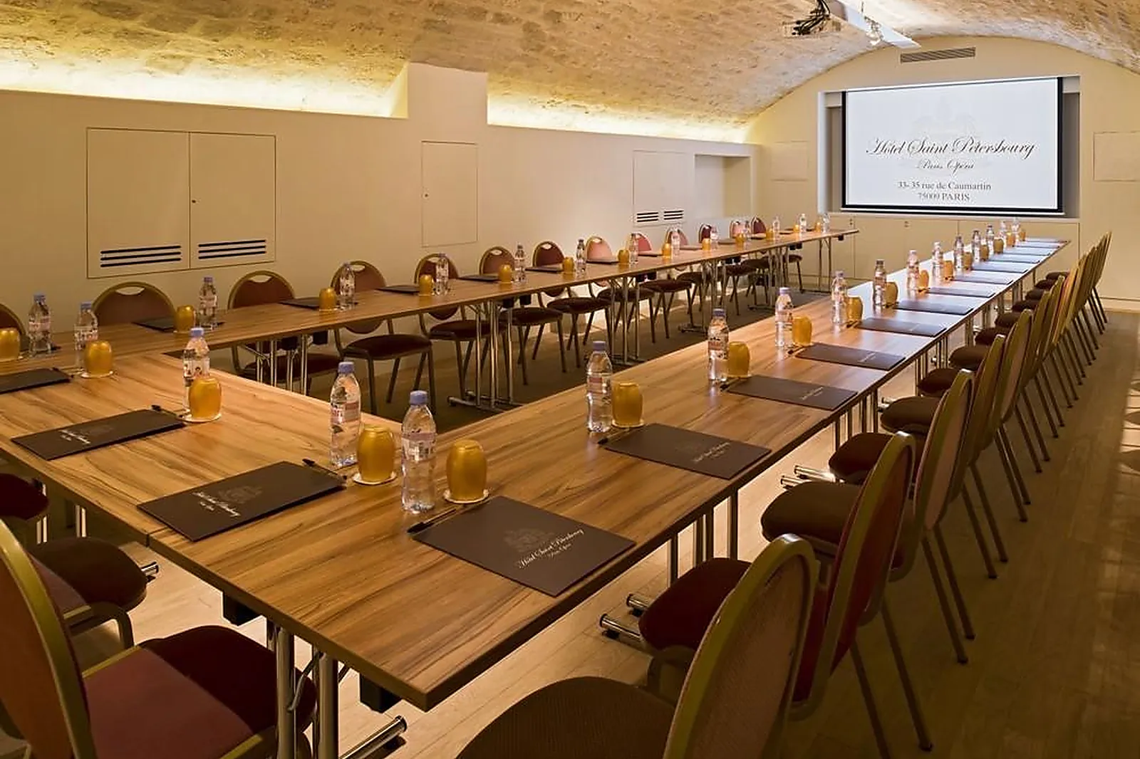 Lieux événementiels, HOTEL SAINT PÉTERSBOURG OPÉRA AND SPA