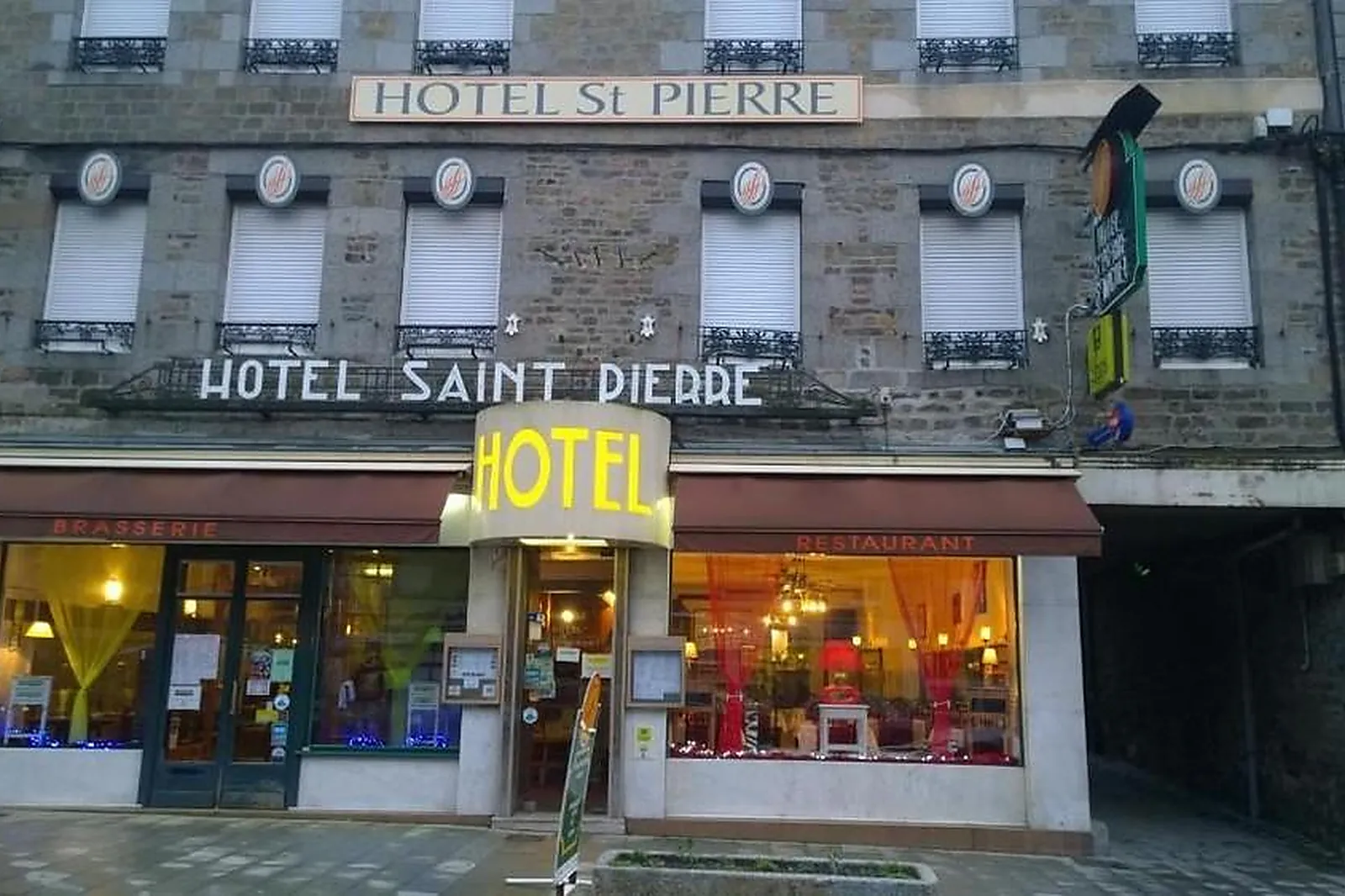 Lieux événementiels, HÔTEL SAINT-PIERRE