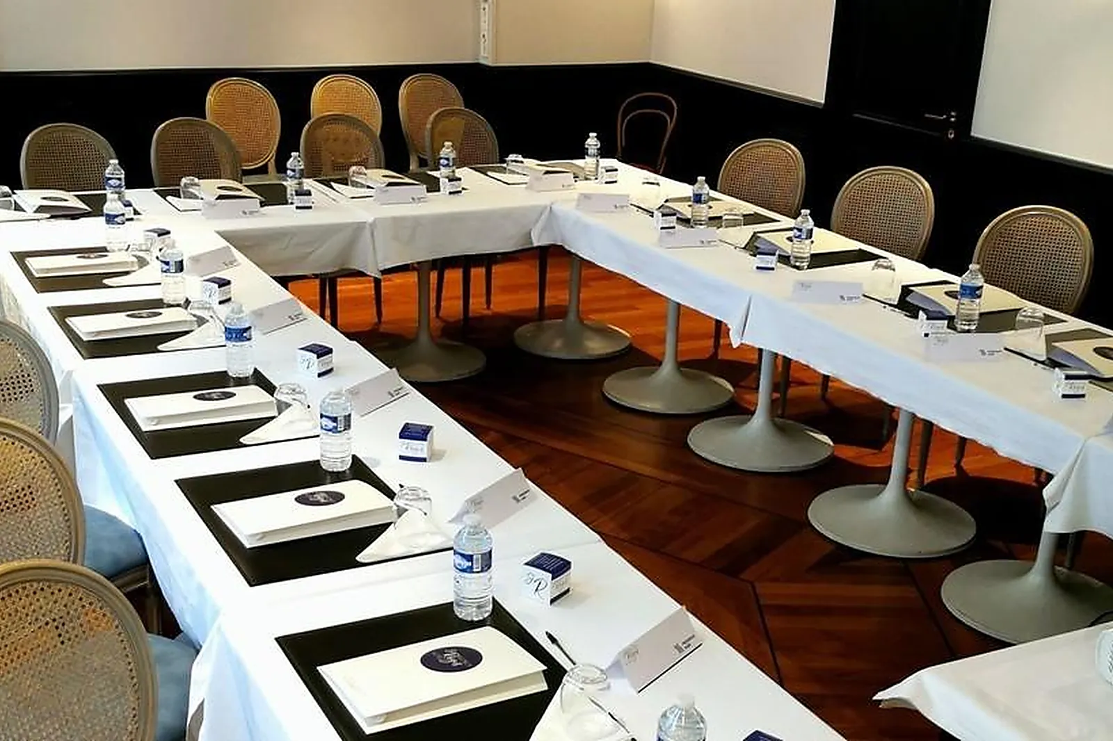 Lieux événementiels, HÔTEL SAINT-REGIS