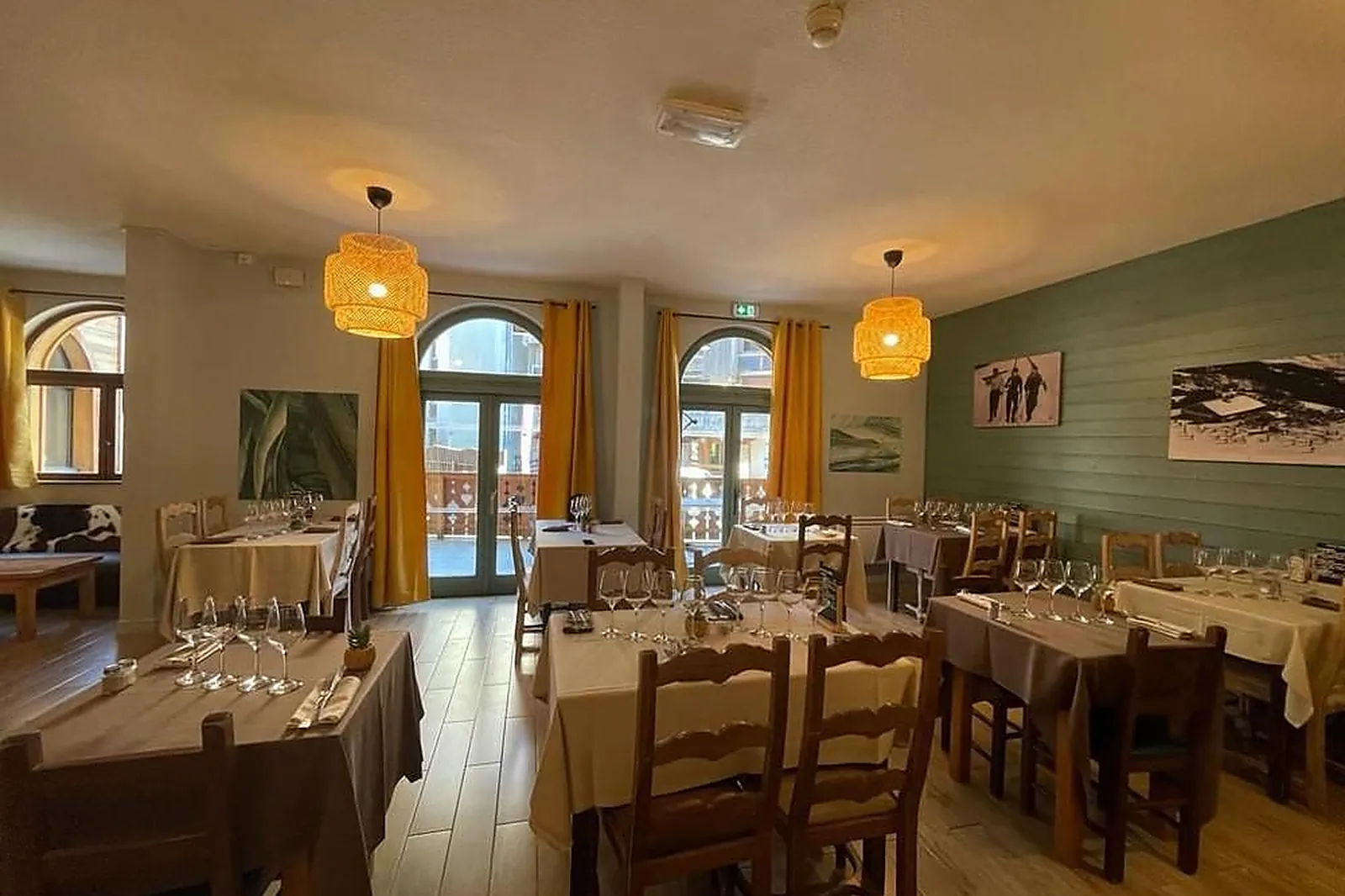 Lieux événementiels, HÔTEL SNOW CHILL