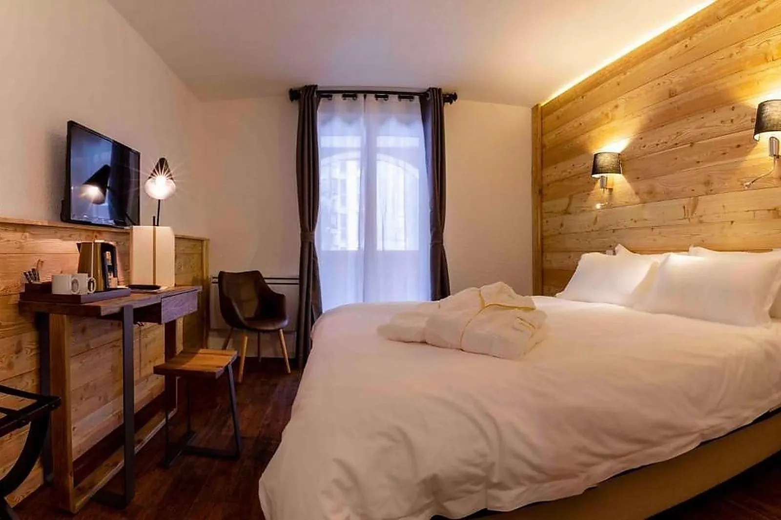 Lieux événementiels, HÔTEL SNOW CHILL