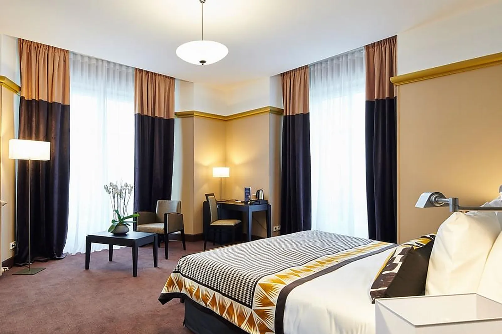 Lieux événementiels, HÔTEL SPA LE SPLENDID