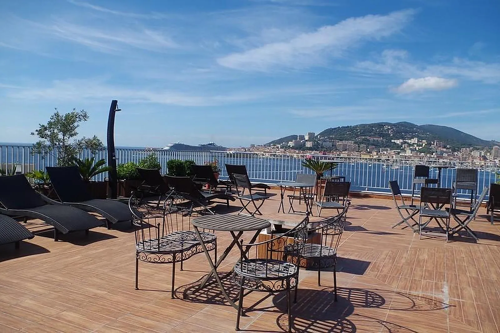 Lieux événementiels, HÔTEL SPUNTA DI MARE