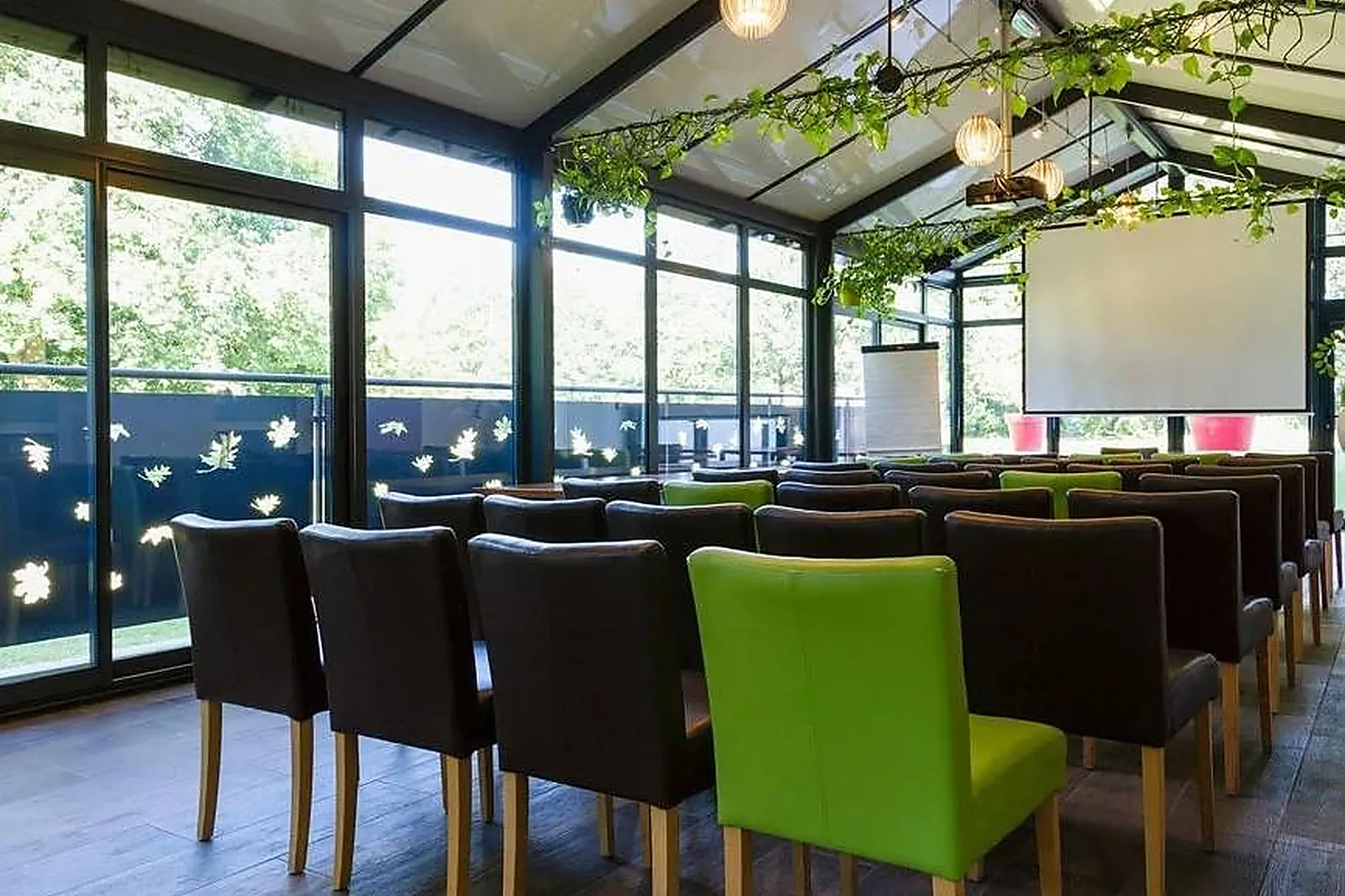 Lieux événementiels, HÔTEL THE ORIGINALS SAINT JAMES MONTAIGU