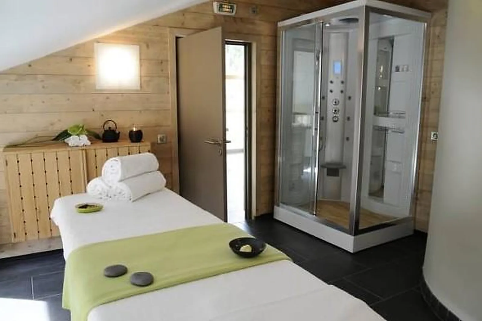 Lieux événementiels, HÔTEL TOURMALINE