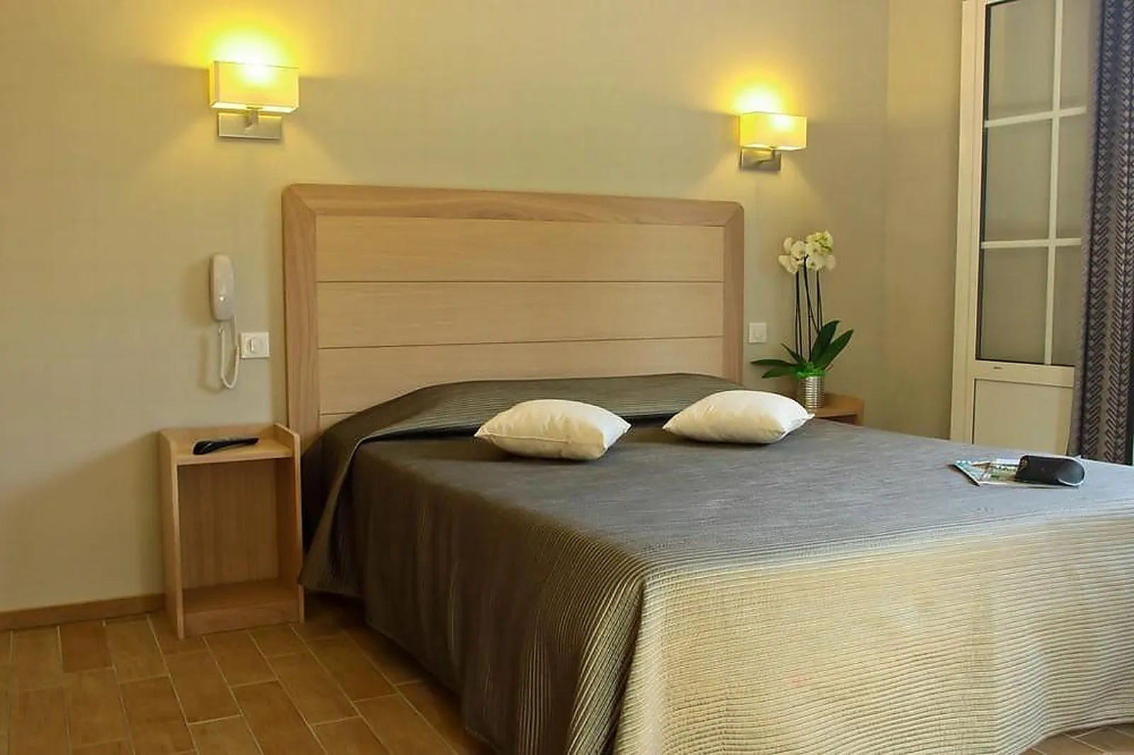 Lieux événementiels, HÔTEL TXISTULARI