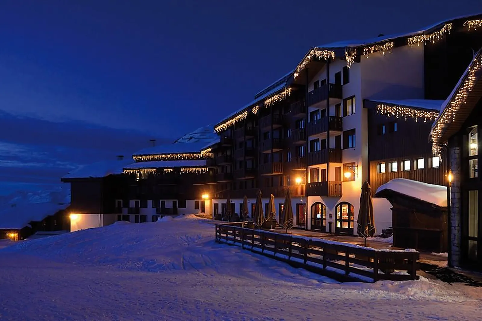 Lieux événementiels, HOTEL VACANCES BLEUES EDEN DES CIMES (BELLE PLAGNE 2100)