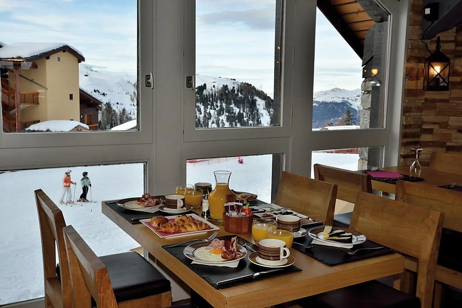 Lieux événementiels, HOTEL VACANCES BLEUES EDEN DES CIMES (BELLE PLAGNE 2100)