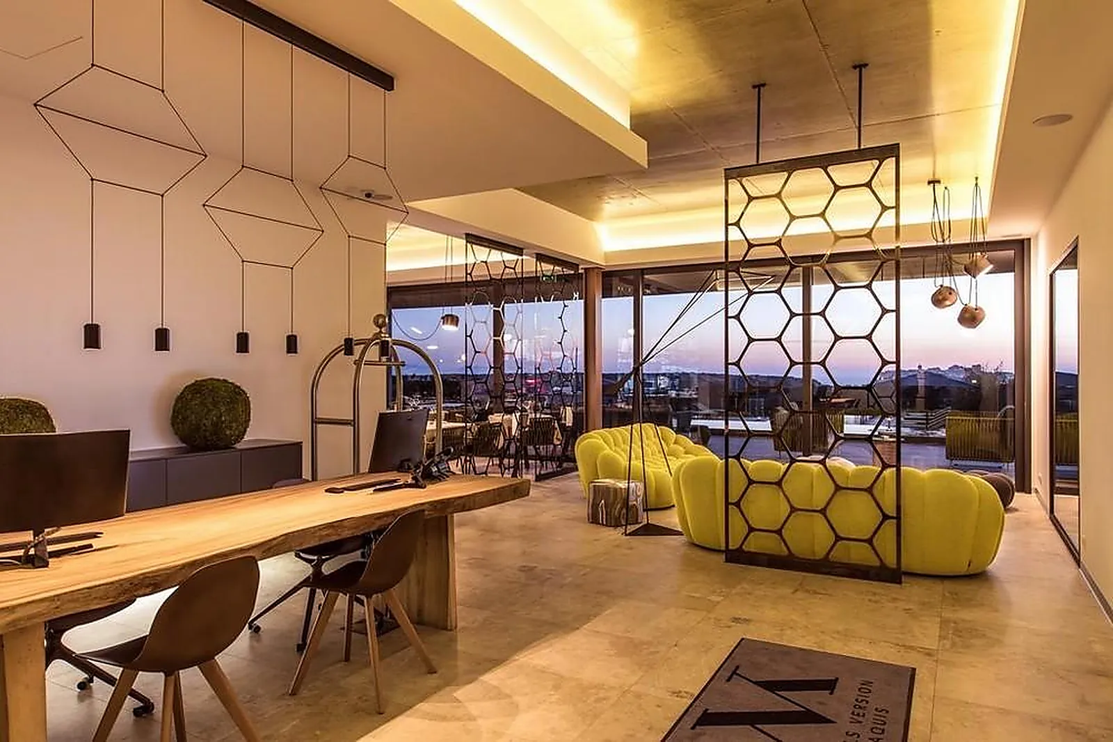 Lieux événementiels, HOTEL VERSION MAQUIS CITADELLE