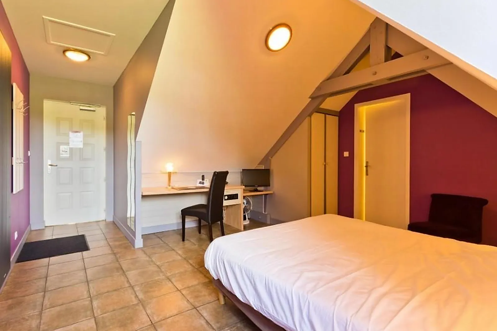 Lieux événementiels, HÔTEL VOLCAN SANCY