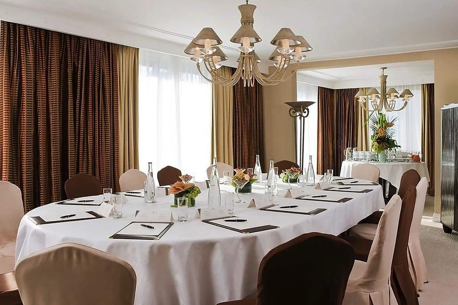 Lieux événementiels, HOTEL WARWICK PARIS