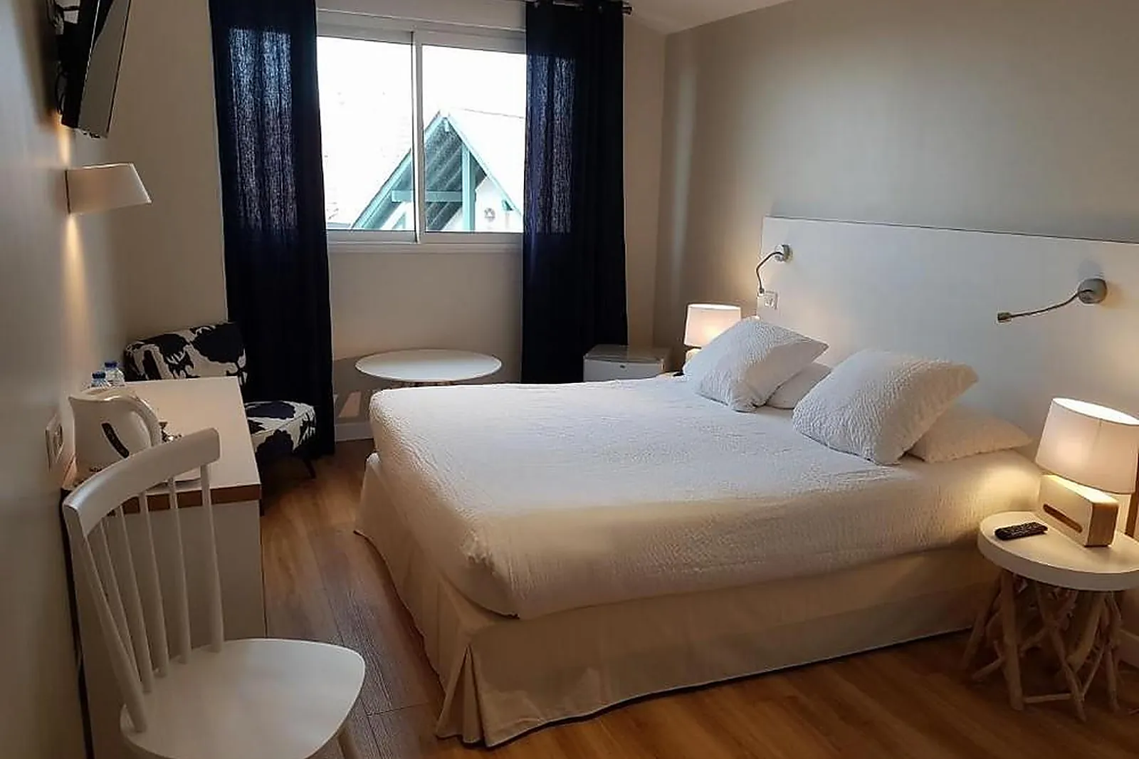 Lieux événementiels, HÔTEL AU BON COIN