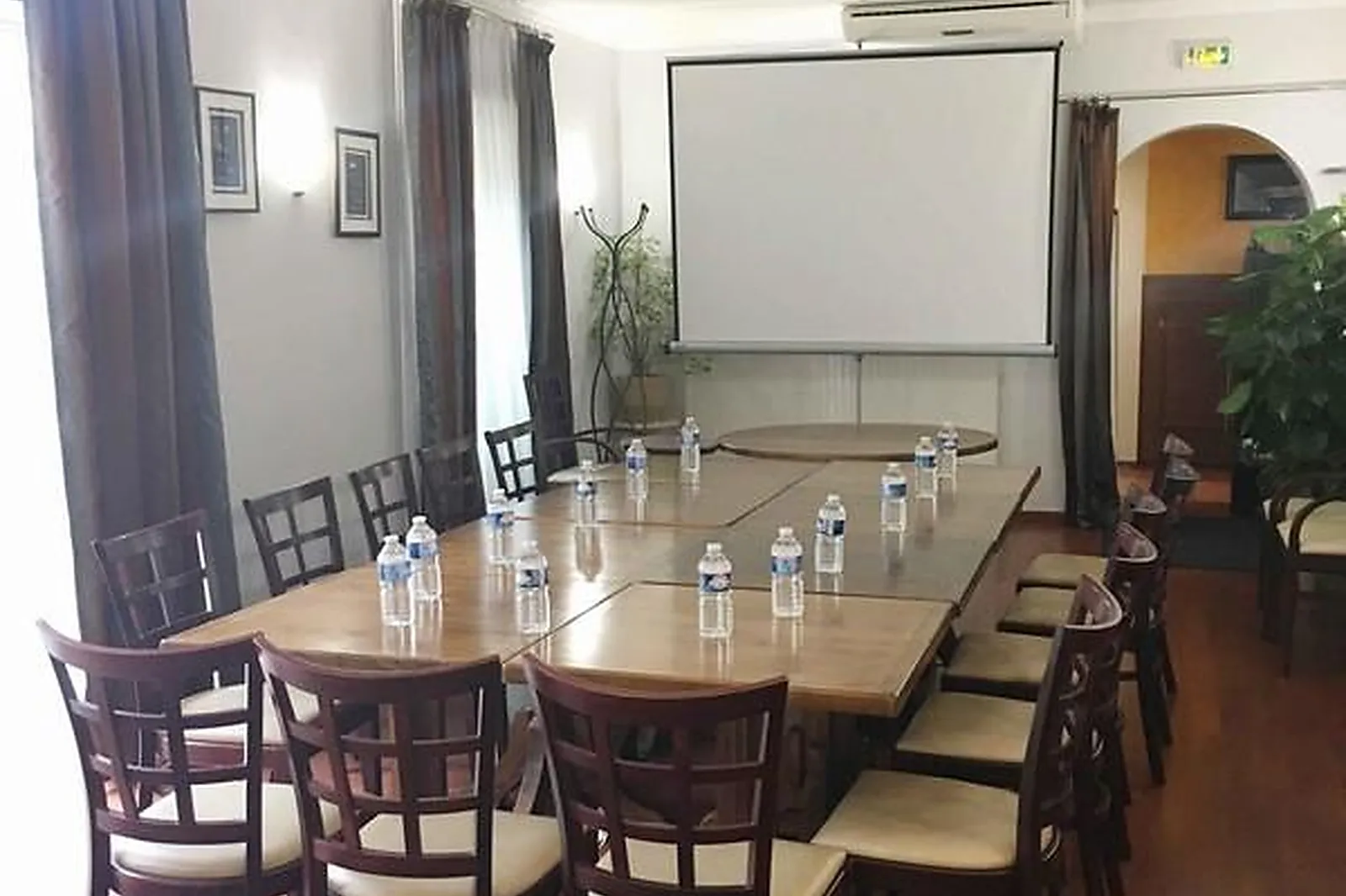 Lieux événementiels, HÔTEL D'ANGLETERRE SAINT-CALAIS