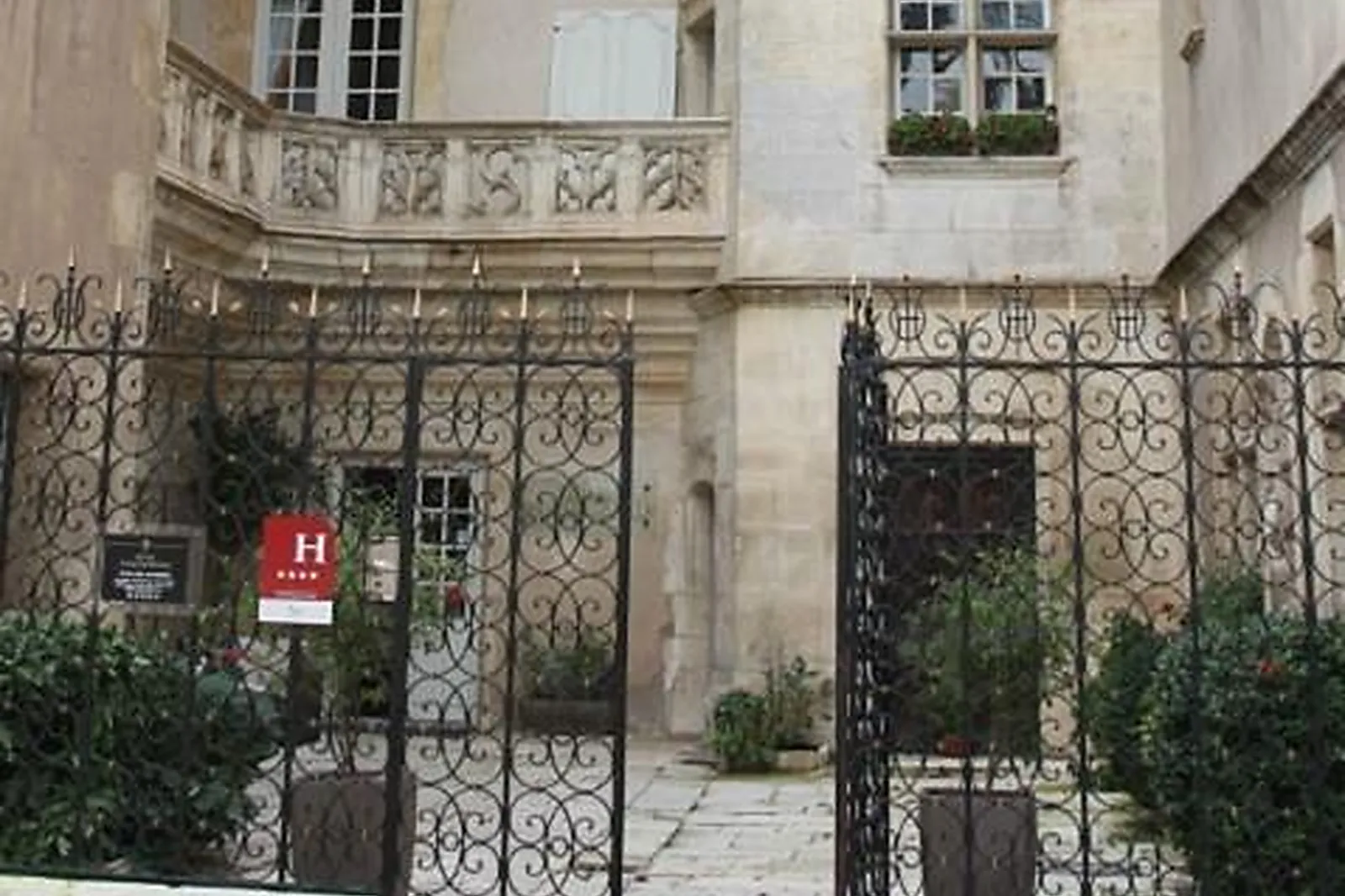 Lieux événementiels, HÔTEL D'HAUSSONVILLE