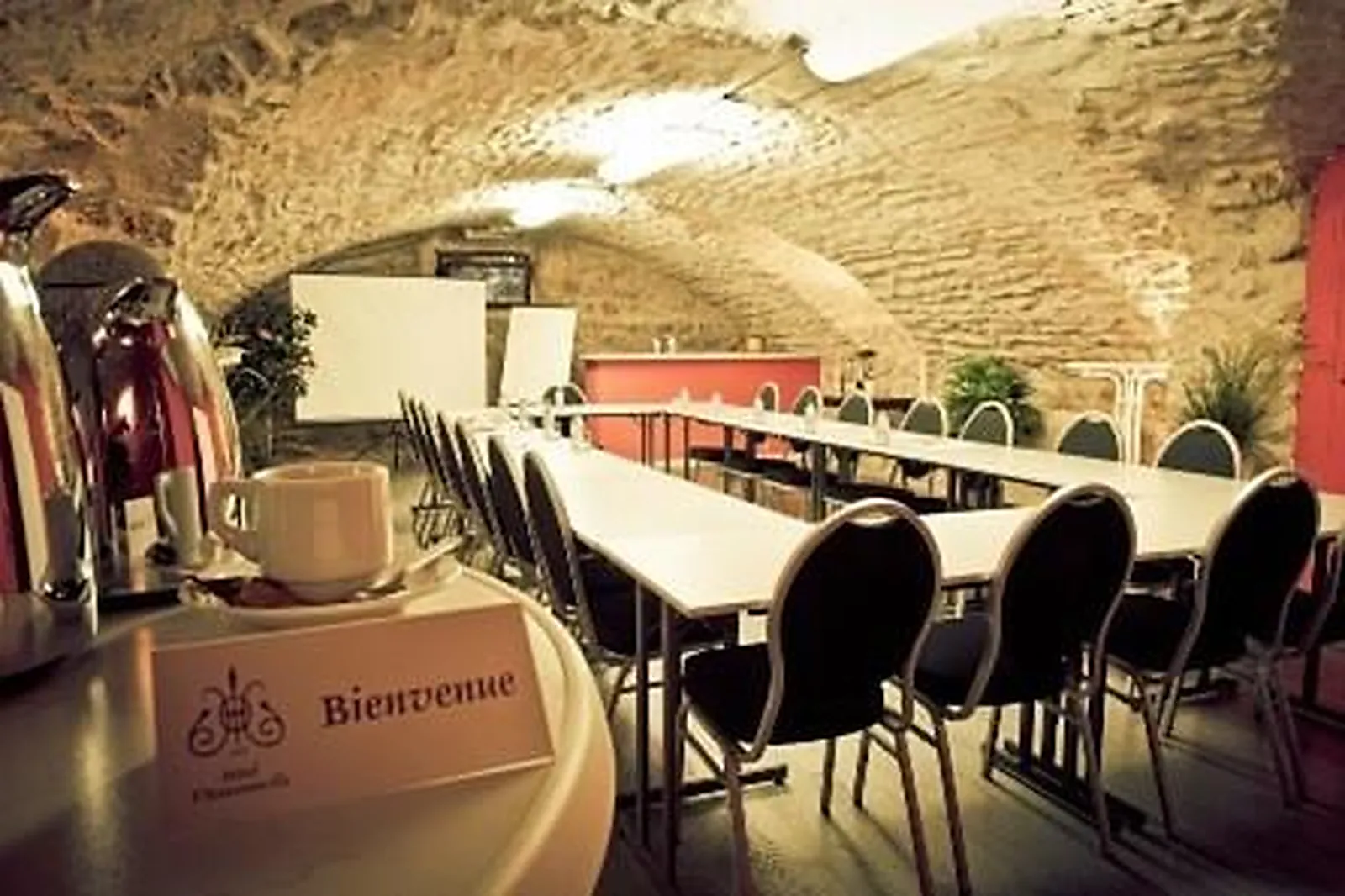 Lieux événementiels, HÔTEL D'HAUSSONVILLE