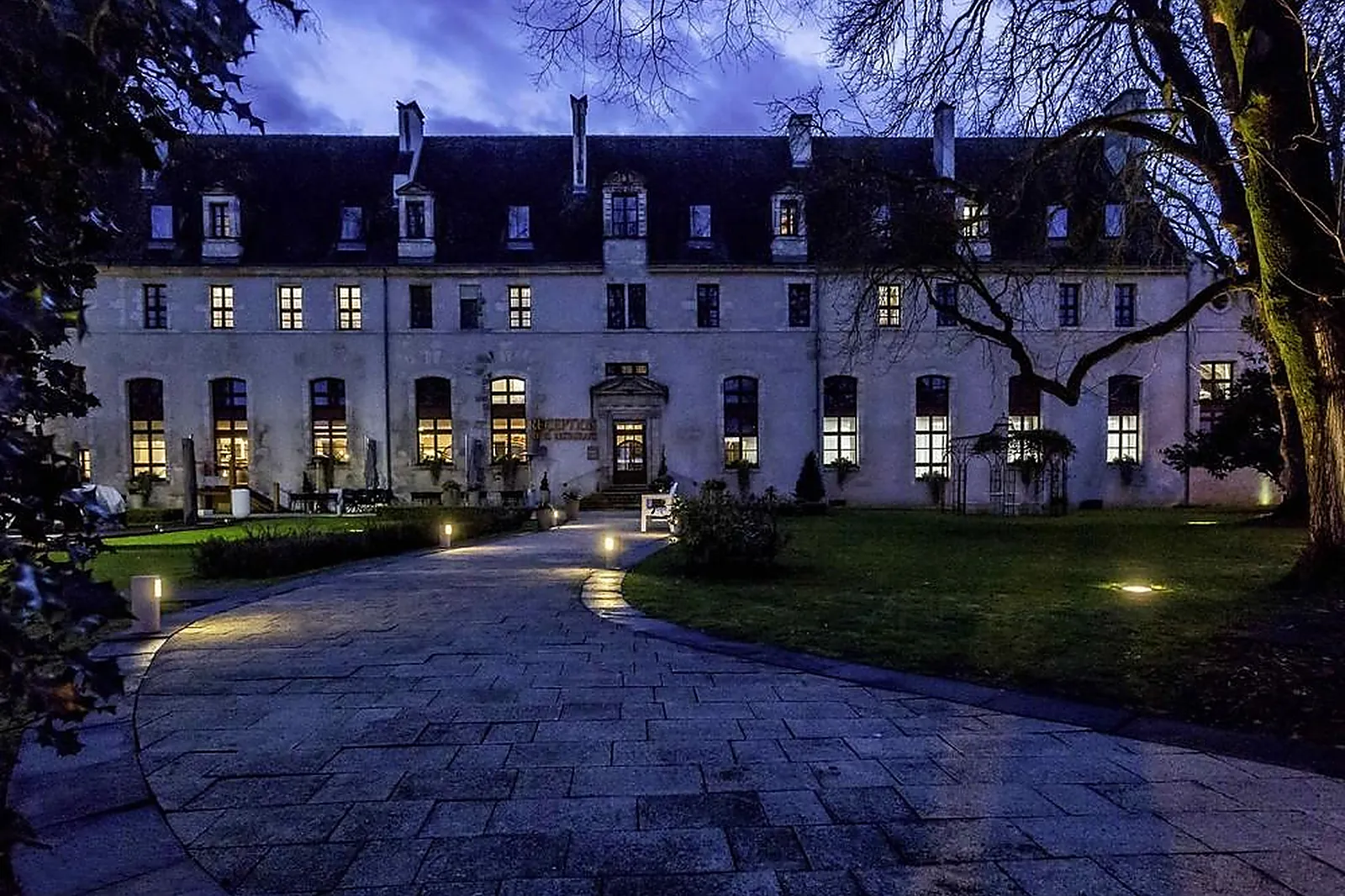 Lieux événementiels, HÔTEL DE BOURBON - MERCURE BOURGES