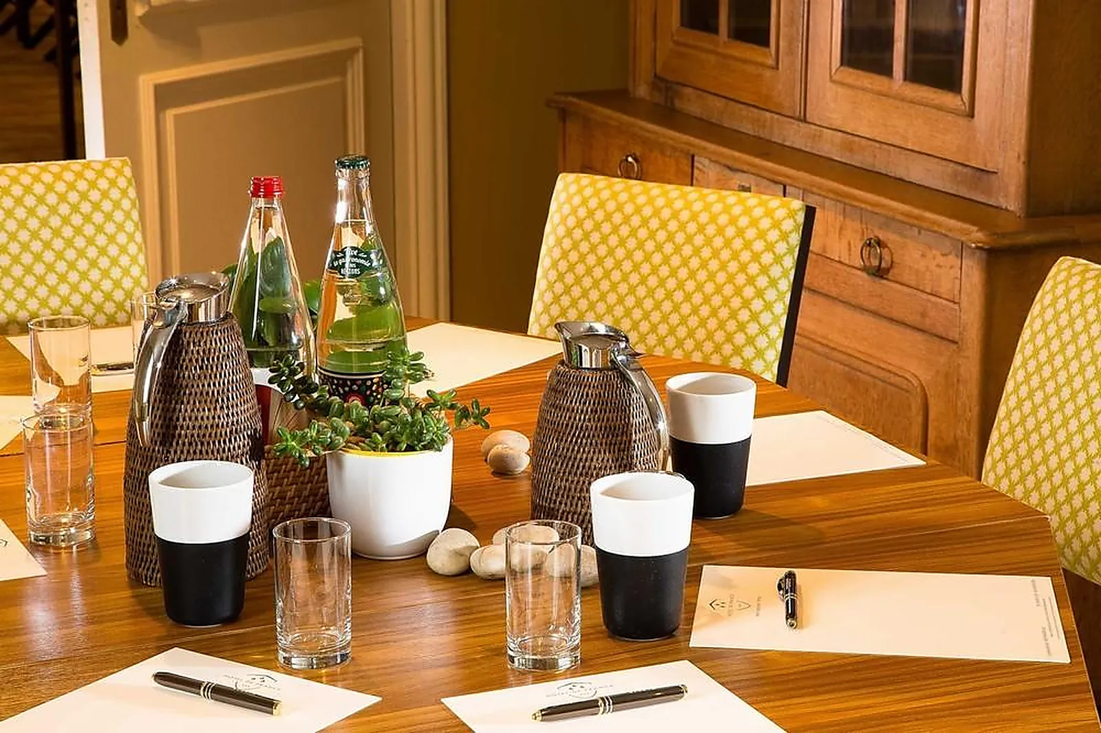 Lieux événementiels, HOTEL DE FRANCE ANGERVILLE