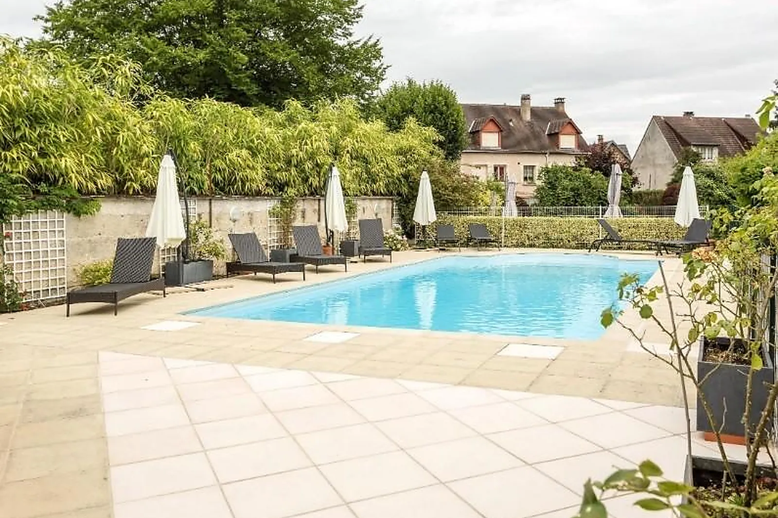 Lieux événementiels, HÔTEL DE FRANCE LA CHARTRE-SUR-LE-LOIR