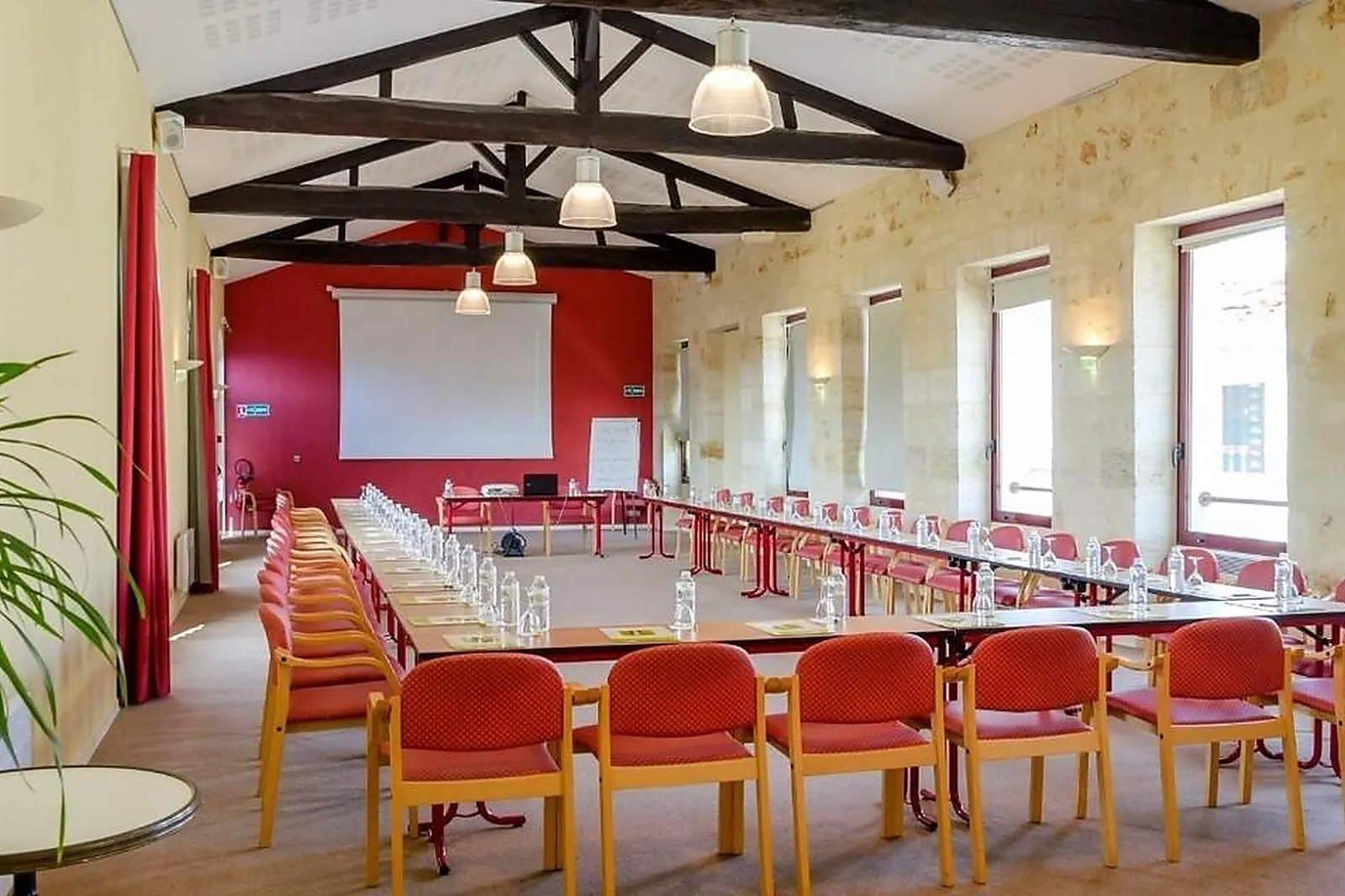 Lieux événementiels, HÔTEL DE FRANCE ET D'ANGLETERRE