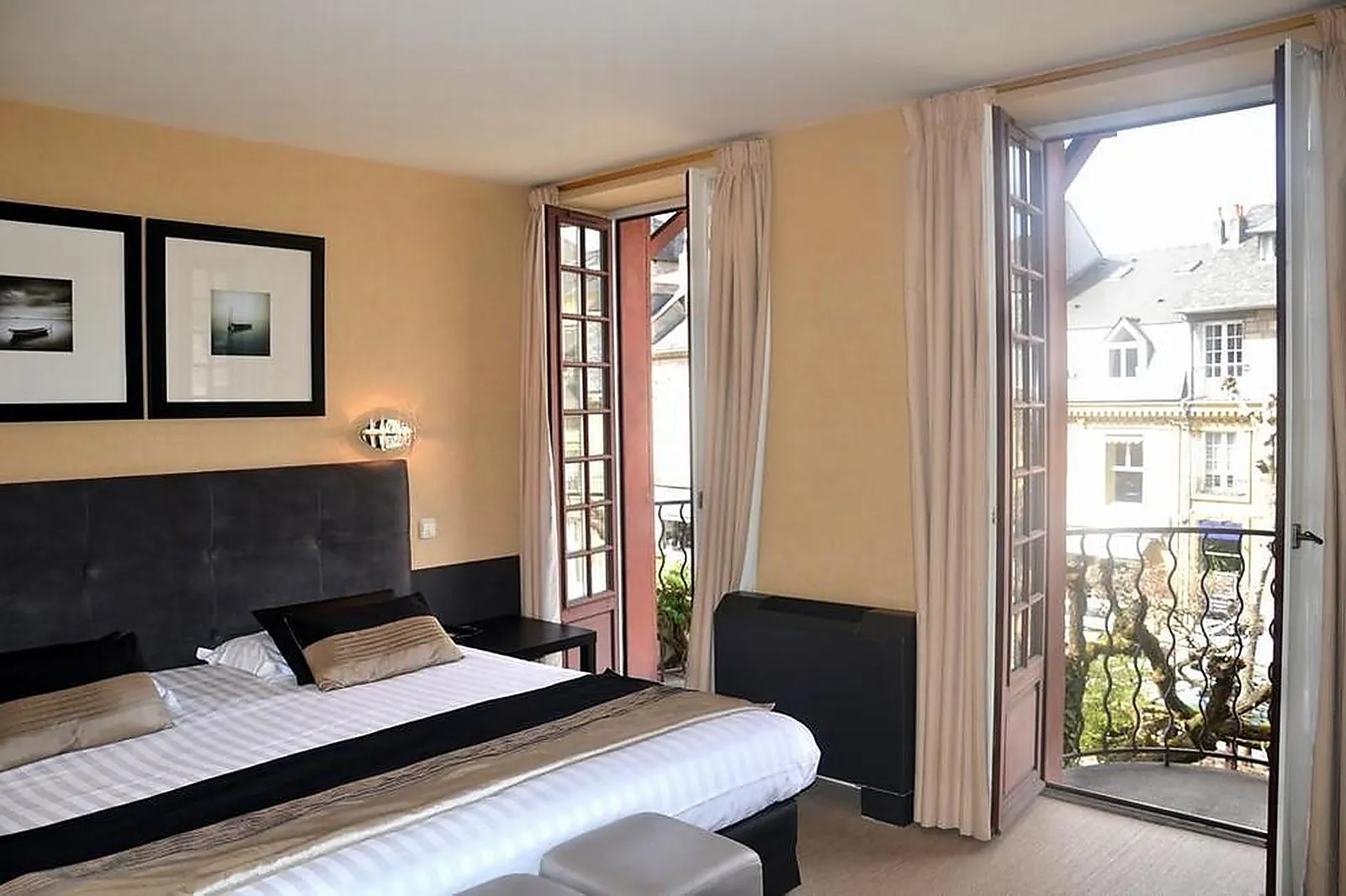 Lieux événementiels, HOTEL DE LA TRUFFE NOIRE