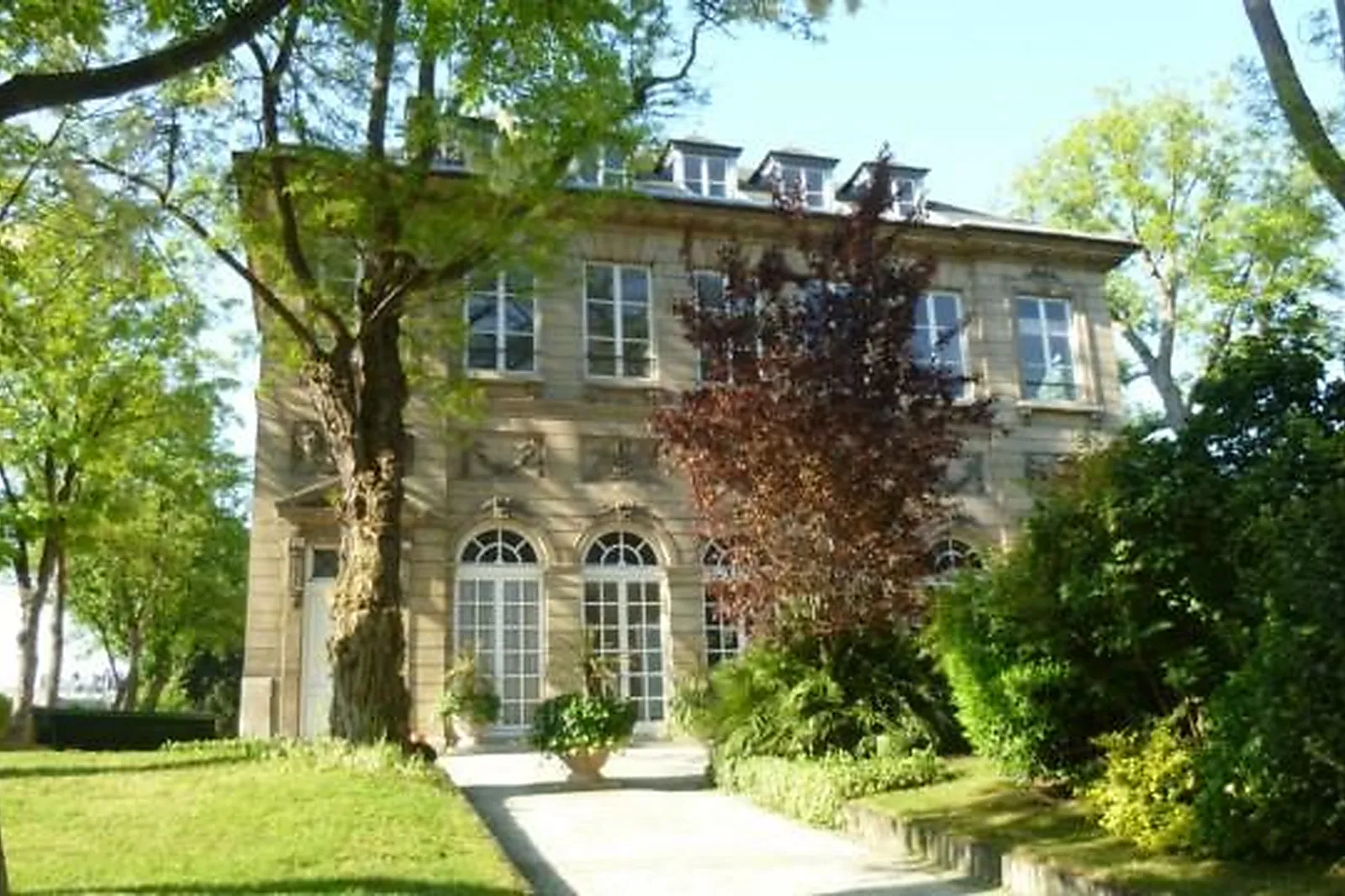 Lieux événementiels, HÔTEL DE MASSA