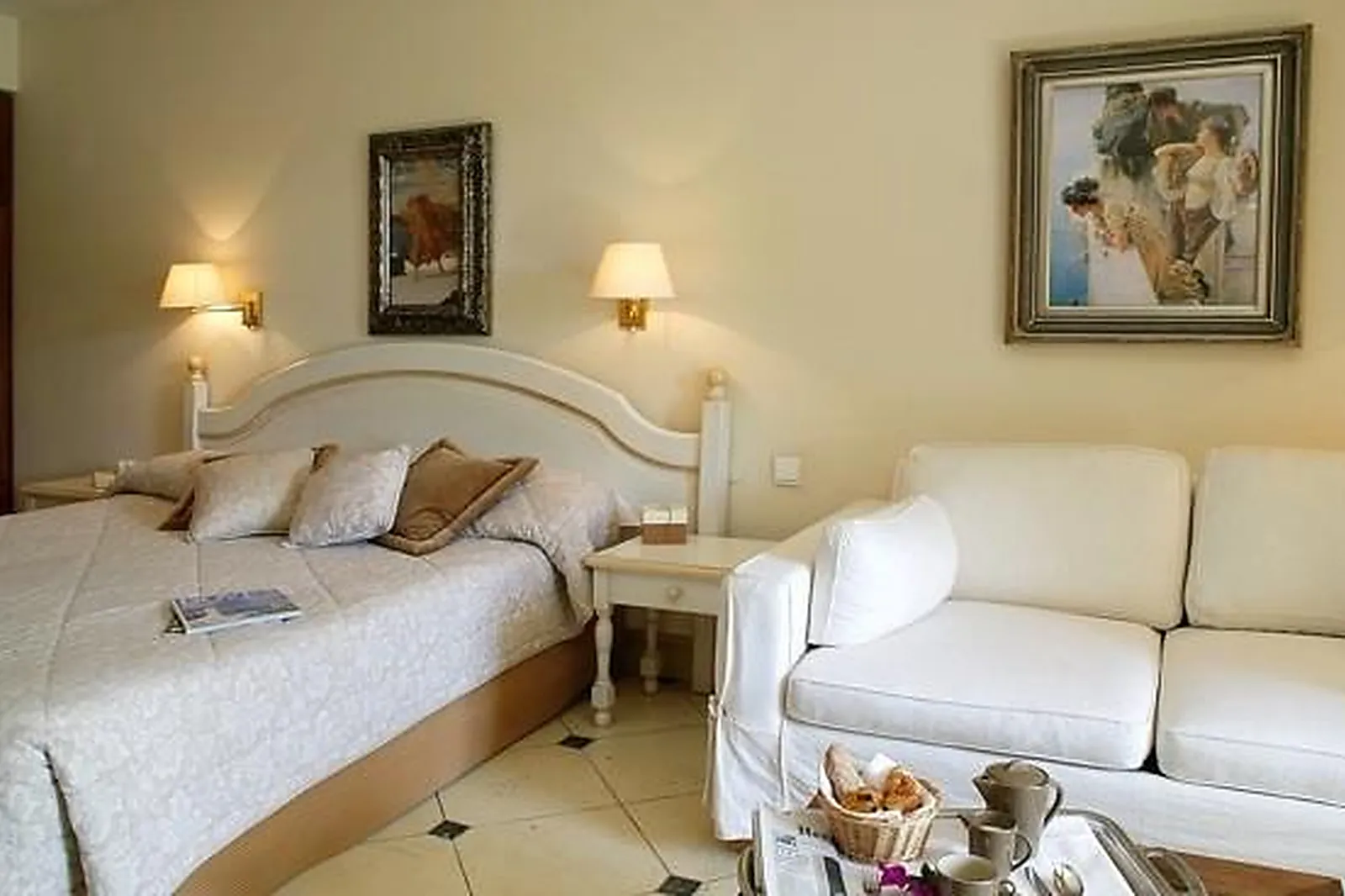 Lieux événementiels, HÔTEL DE MOUGINS