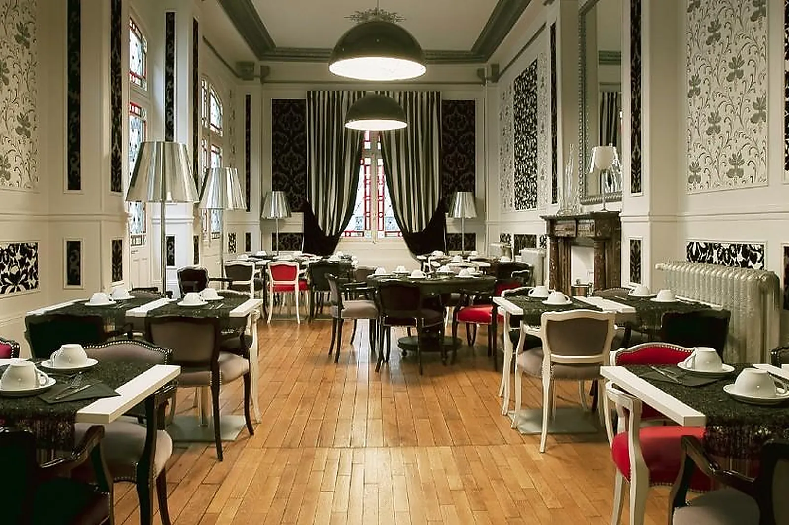 Lieux événementiels, HÔTEL DE PARIS BESANÇON