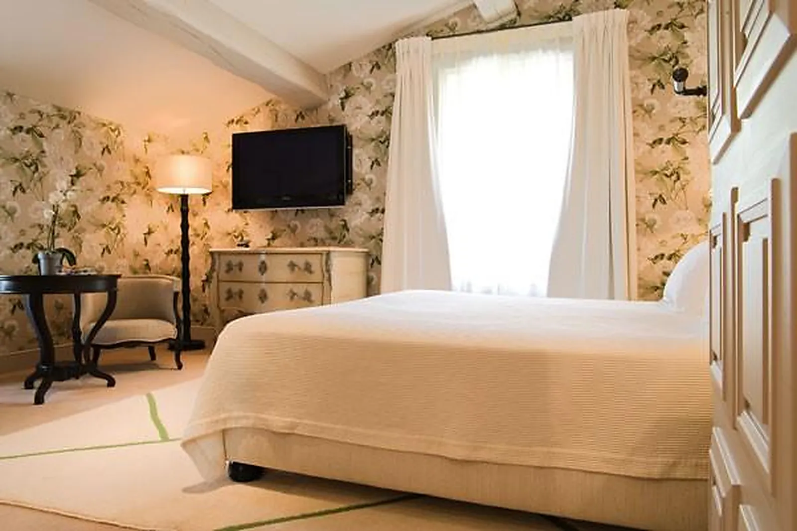 Lieux événementiels, HÔTEL DE PAVIE