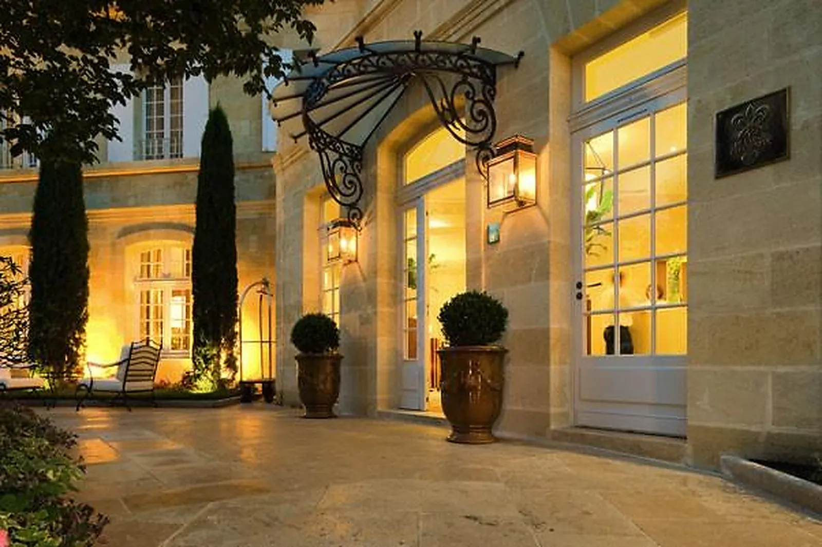 Lieux événementiels, HÔTEL DE PAVIE