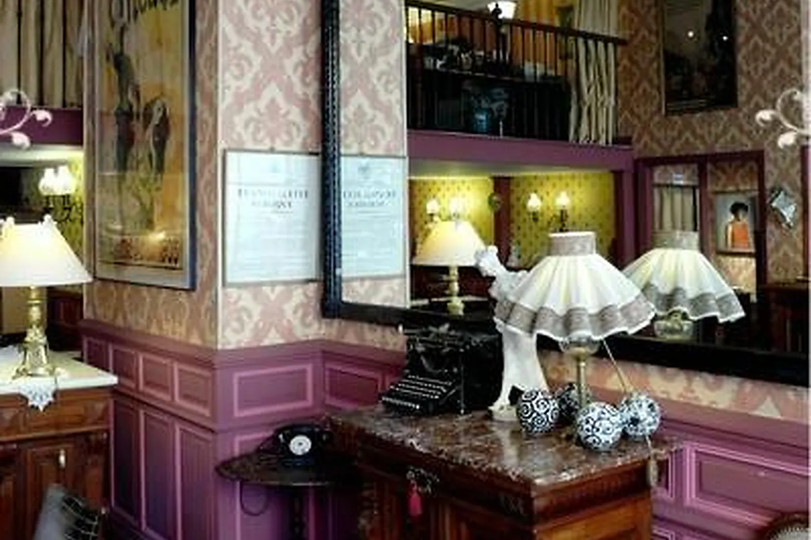 Lieux événementiels, HÔTEL DE L'ABEILLE