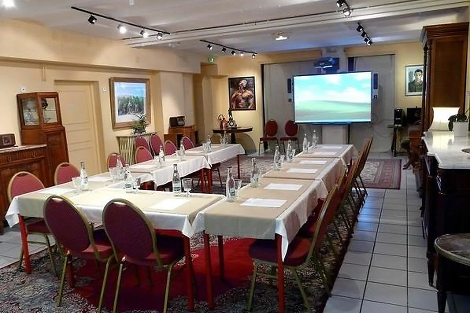 Lieux événementiels, HÔTEL DE L'ABEILLE