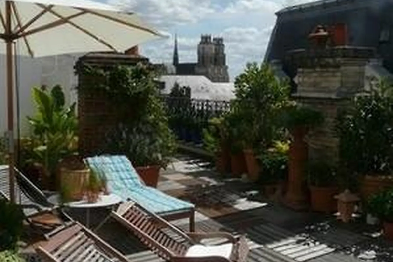 Lieux événementiels, HÔTEL DE L'ABEILLE