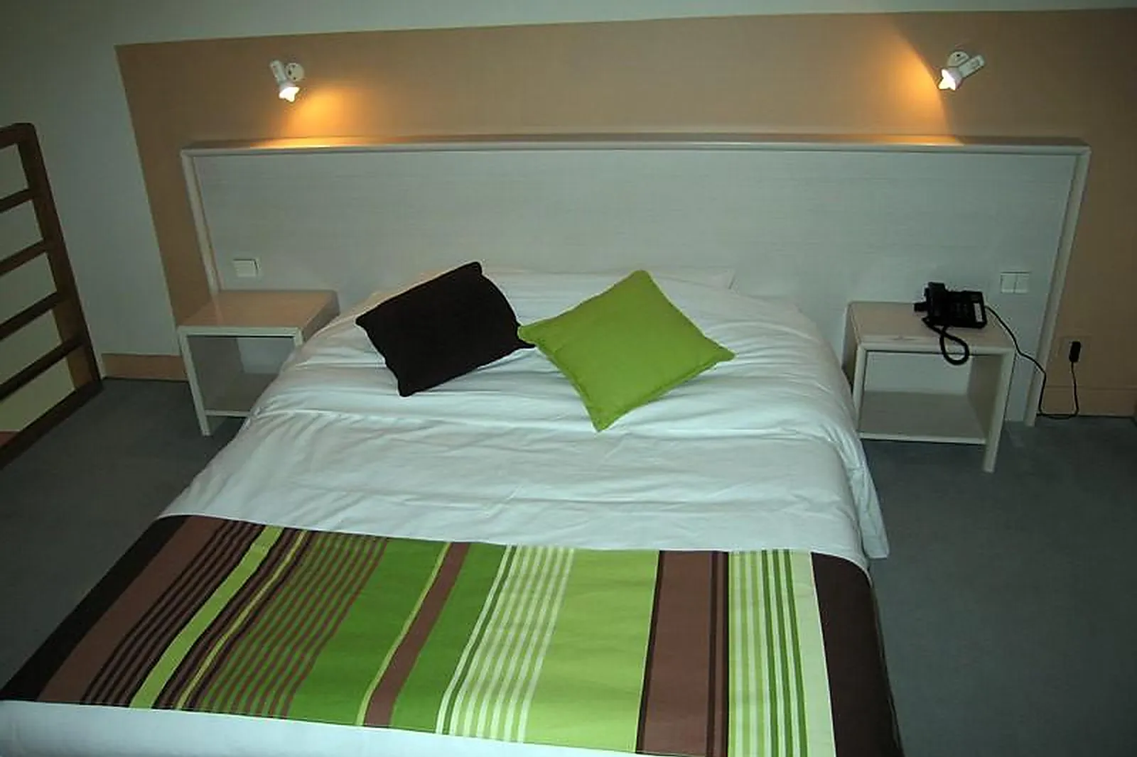 Lieux événementiels, HÔTEL DE L'ILE DU SAUSSAY