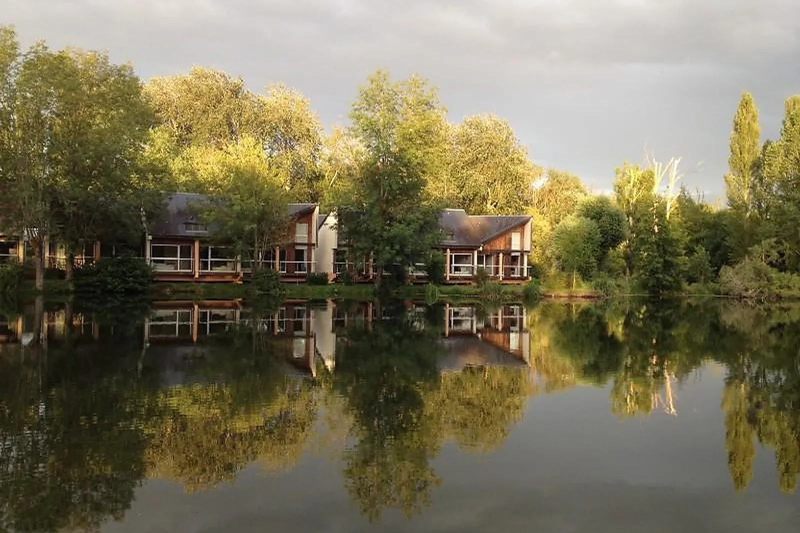 Lieux événementiels, HÔTEL DE L'ILE DU SAUSSAY
