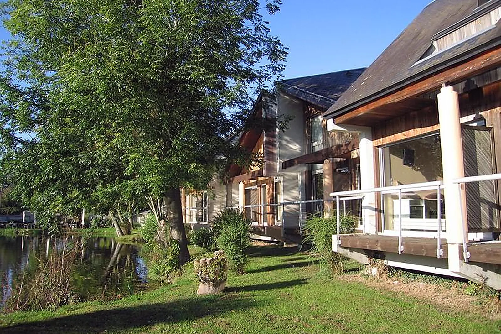 Lieux événementiels, HÔTEL DE L'ILE DU SAUSSAY