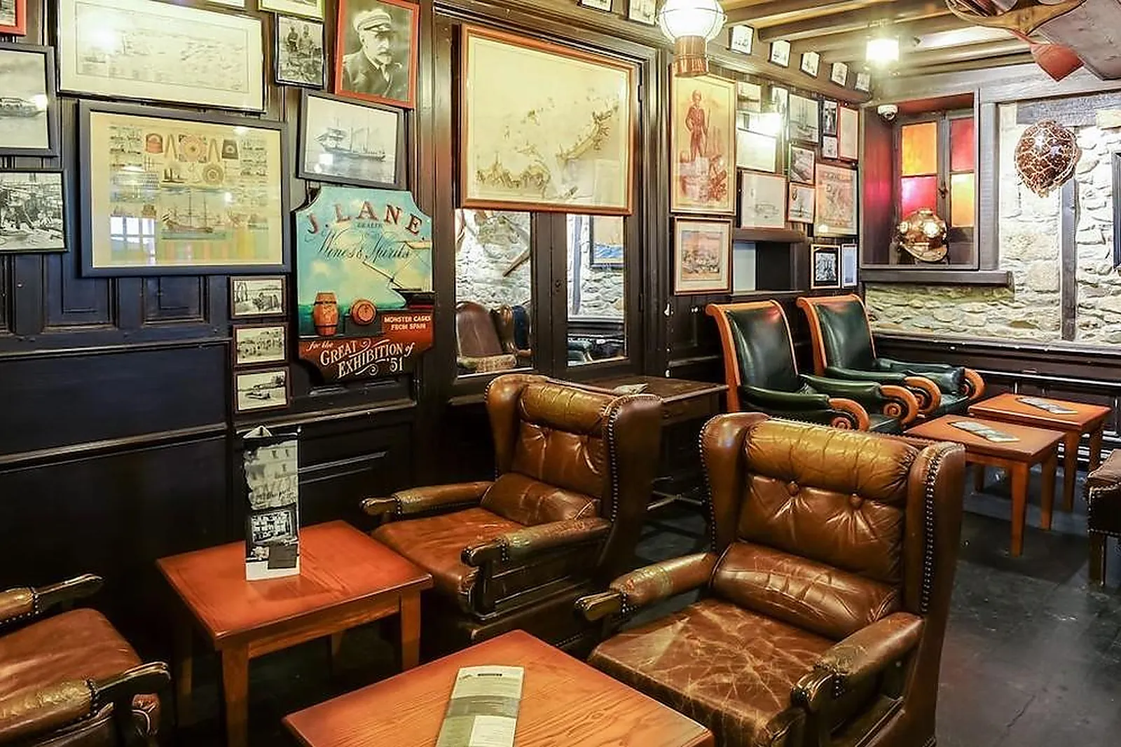 Lieux événementiels, HÔTEL DE L'UNIVERS SAINT-MALO