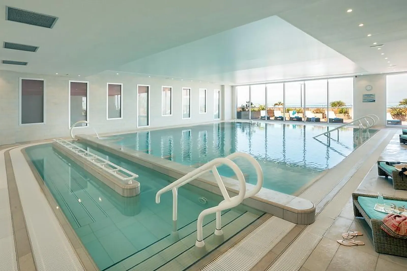 Lieux événementiels, HÔTEL DE LA BAIE