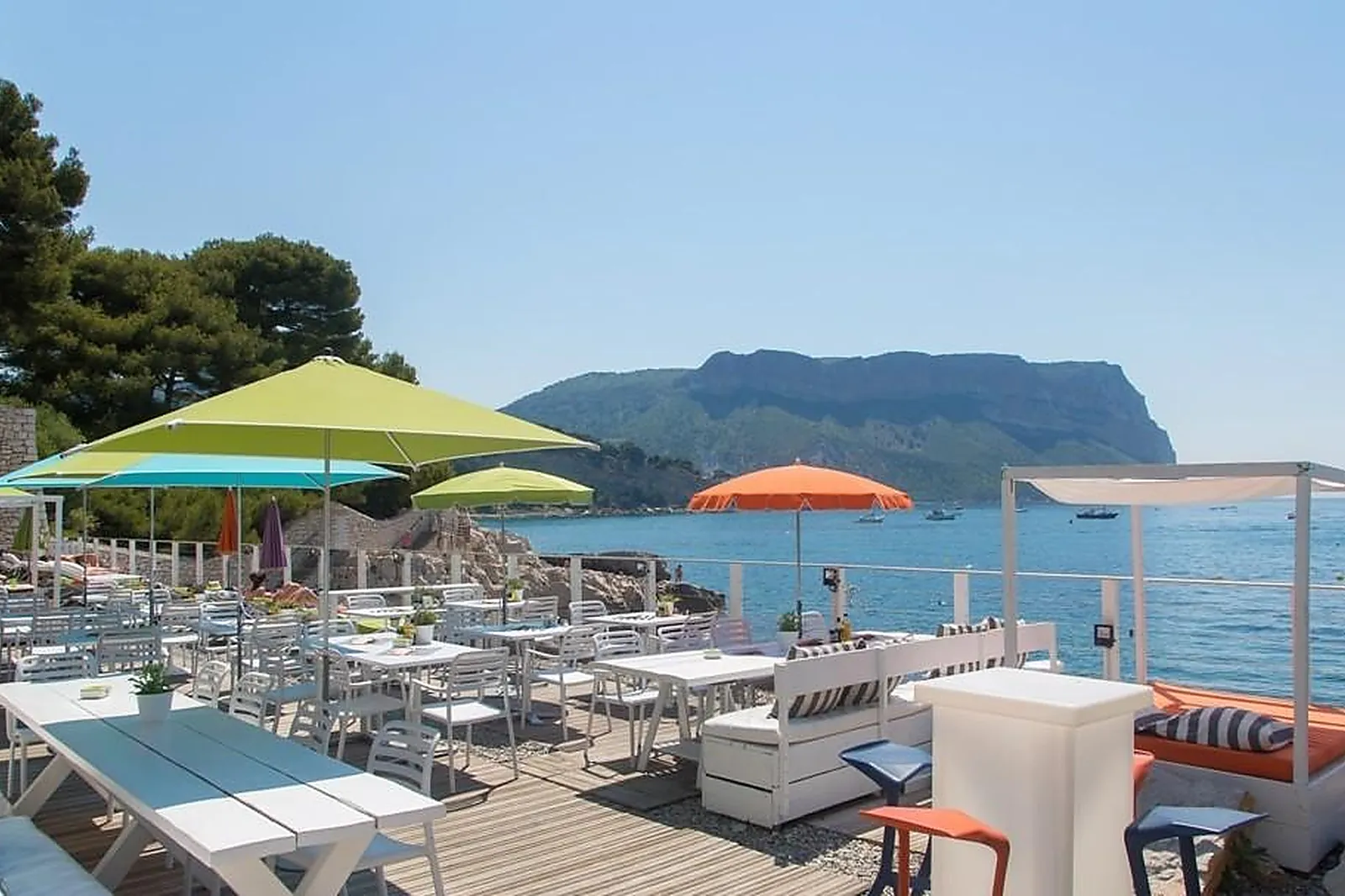 Lieux événementiels, HÔTEL DE LA PLAGE MAHOGANY