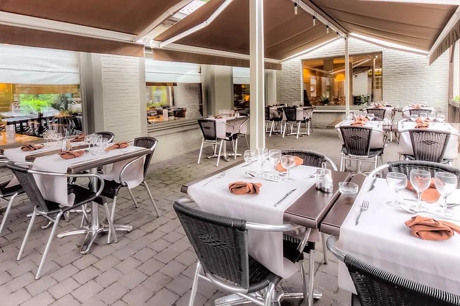 Lieux événementiels, HOTEL DES ACACIAS