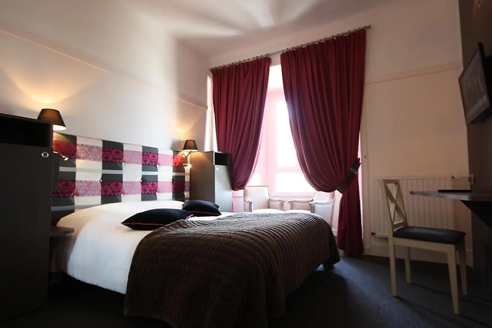 Lieux événementiels, HÔTEL DES BAINS