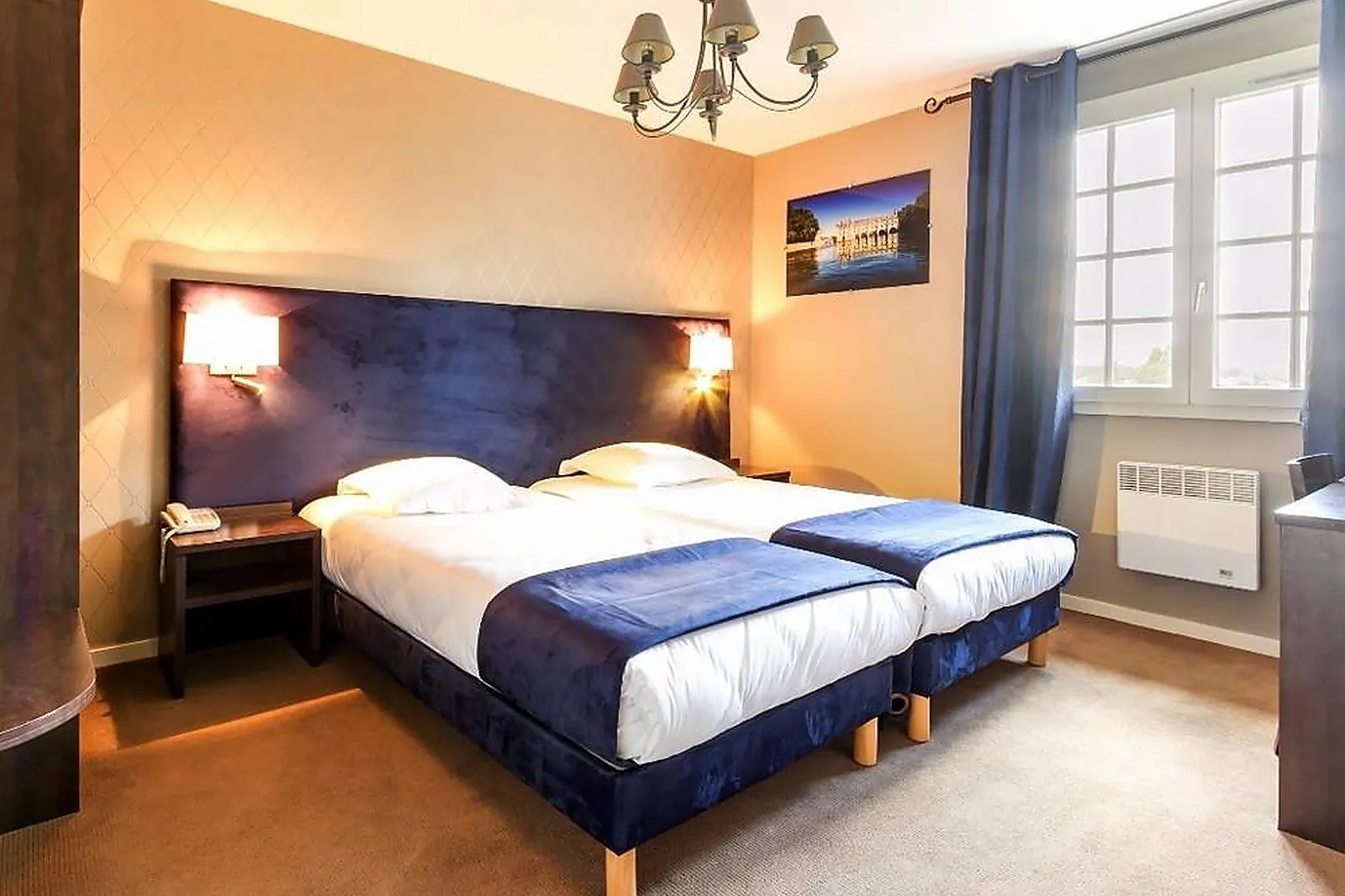 Lieux événementiels, HÔTEL DES CHÂTEAUX