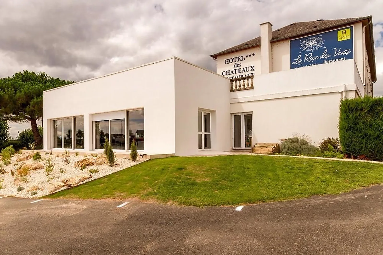 Lieux événementiels, HÔTEL DES CHÂTEAUX