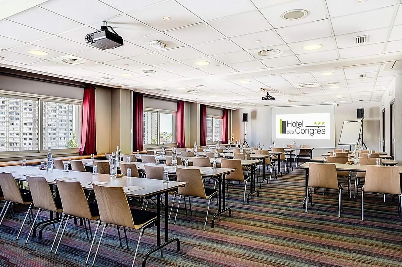 Lieux événementiels, HOTEL DES CONGRES