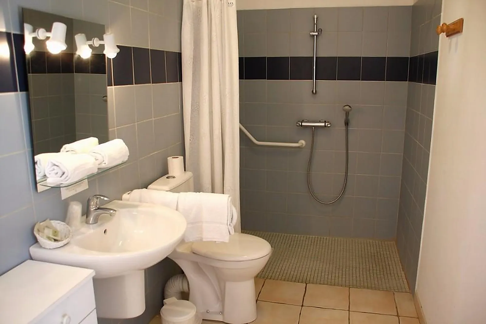 Lieux événementiels, HÔTEL DES CRÊTES DE PIGNOLS