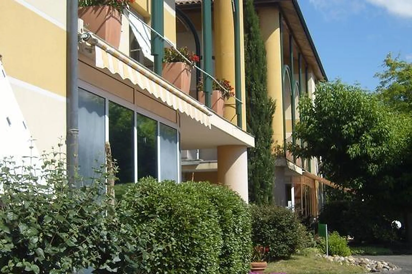 Lieux événementiels, HÔTEL DES FLEURS