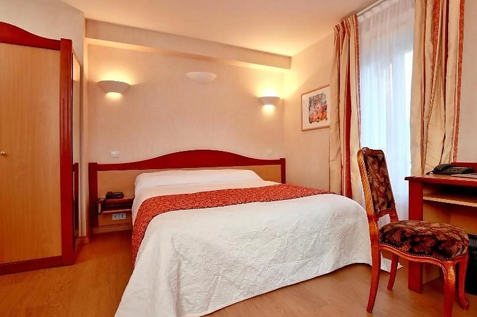 Lieux événementiels, HÔTEL DES LACS