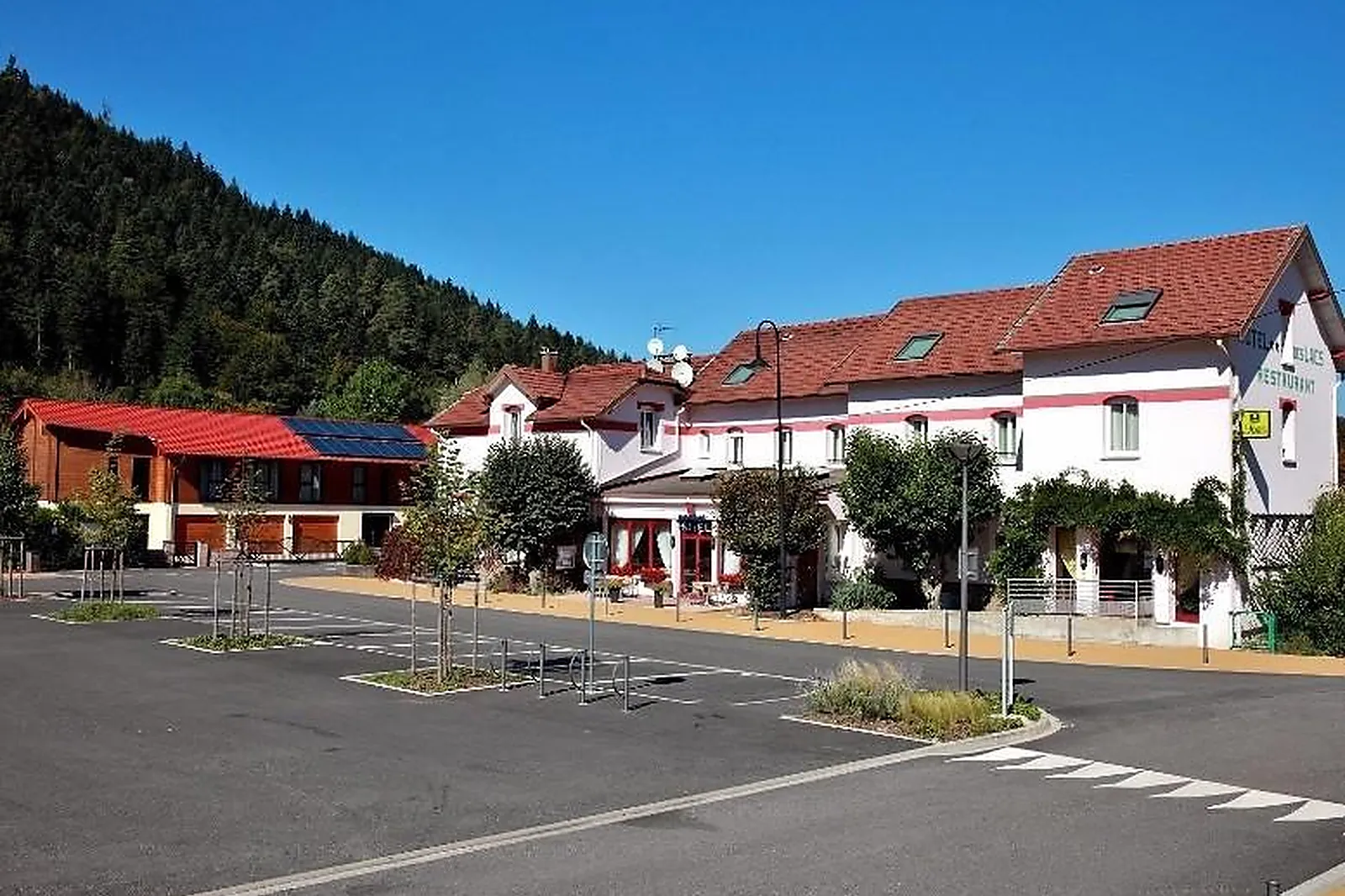 Lieux événementiels, HÔTEL DES LACS