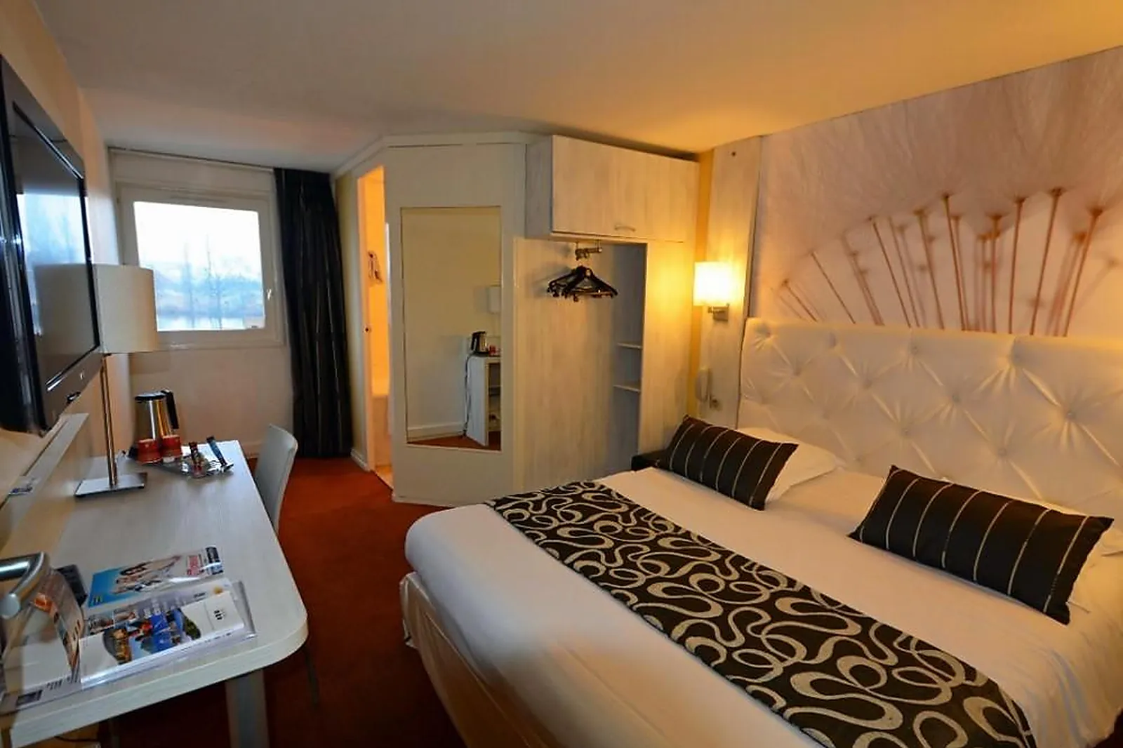 Lieux événementiels, HÔTEL DES LACS