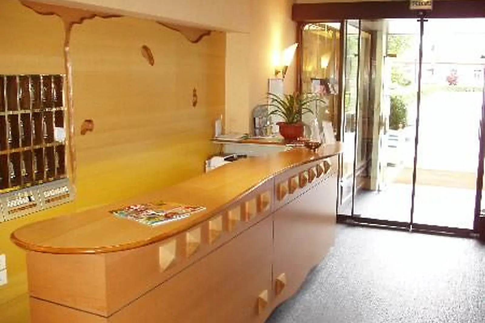 Lieux événementiels, HÔTEL DES LYS